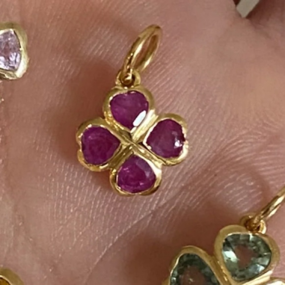 14k Gold & Natural Ruby Lucky Four Leaf Clover Mini Charm - Picture 4 of 5
